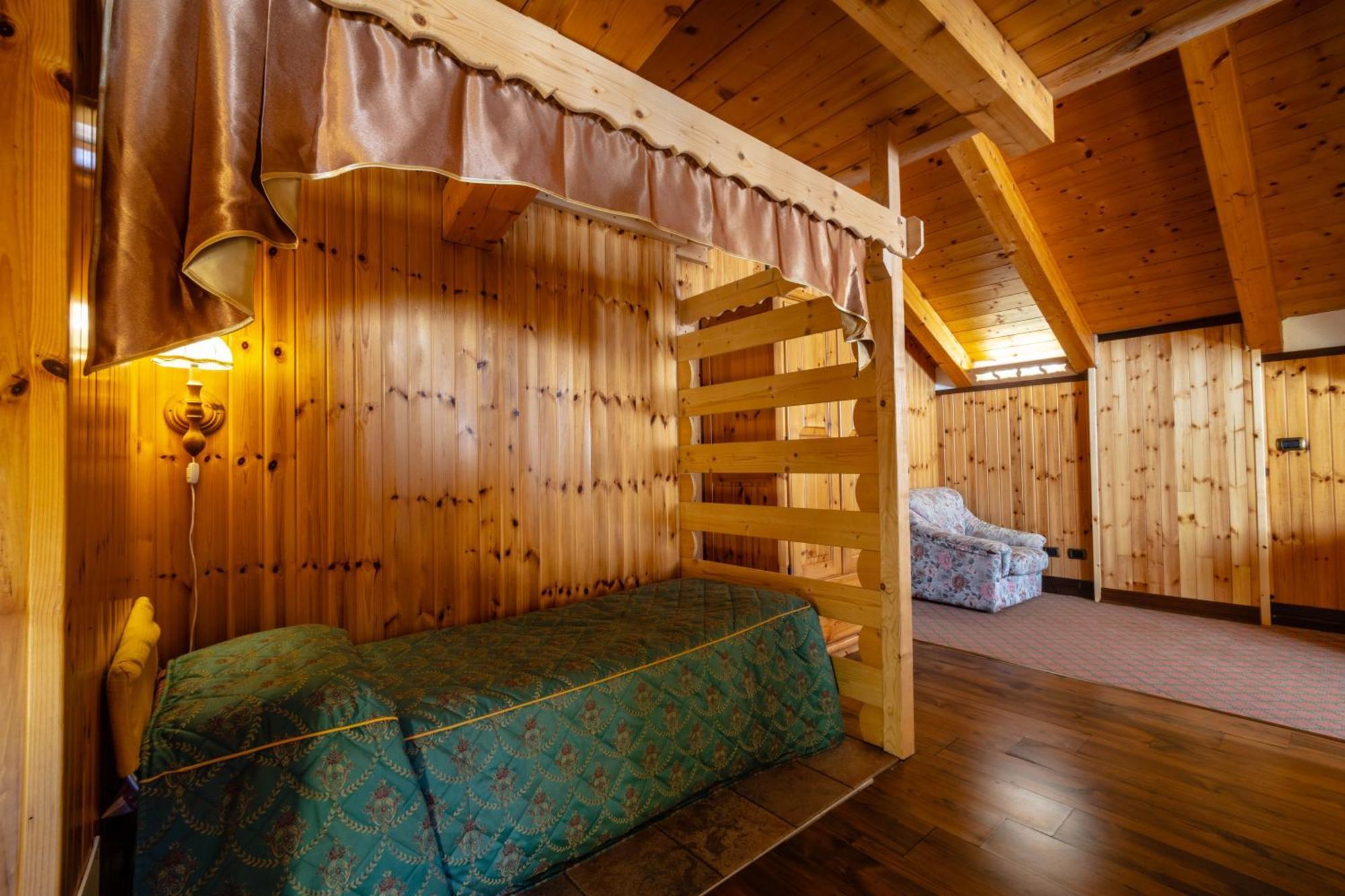 Hotel Bouton D'Or Cogne Buitenkant foto