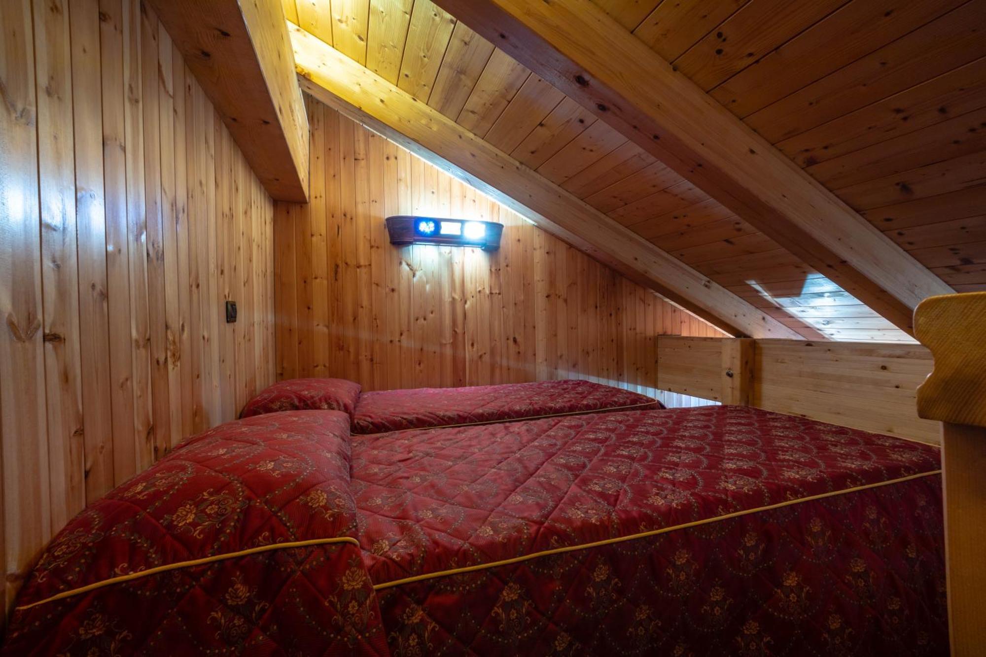 Hotel Bouton D'Or Cogne Buitenkant foto