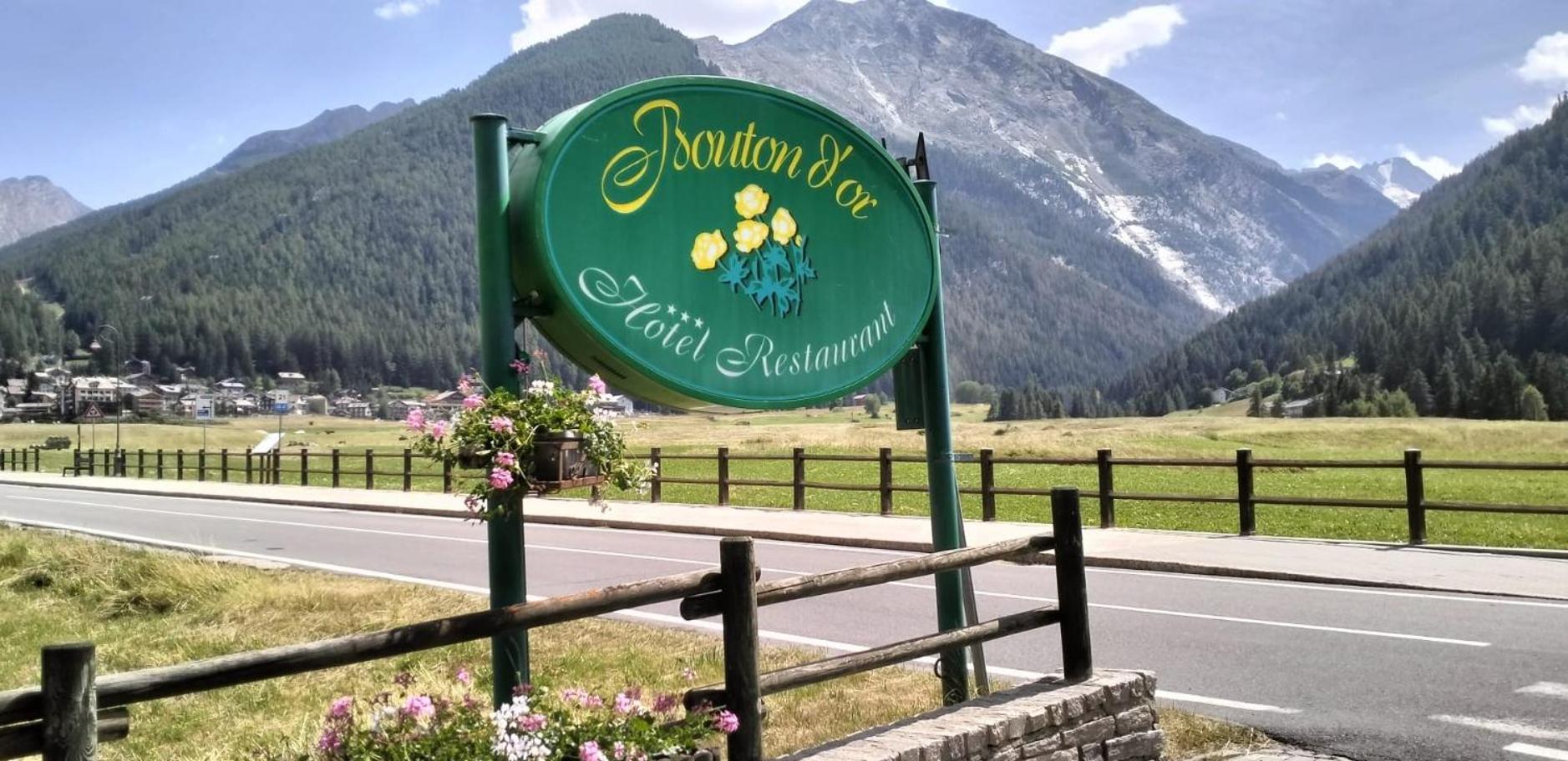 Hotel Bouton D'Or Cogne Buitenkant foto