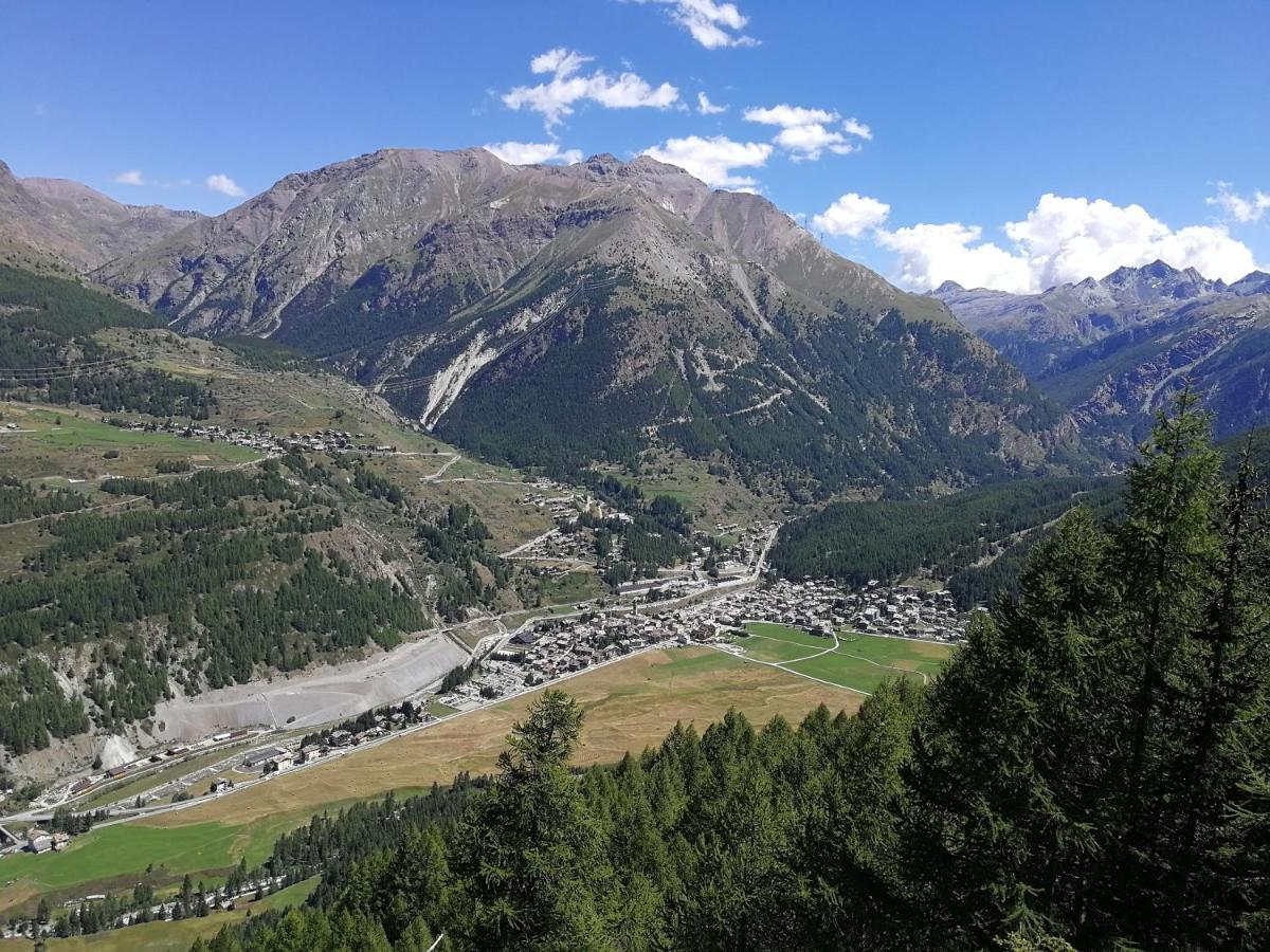 Hotel Bouton D'Or Cogne Buitenkant foto